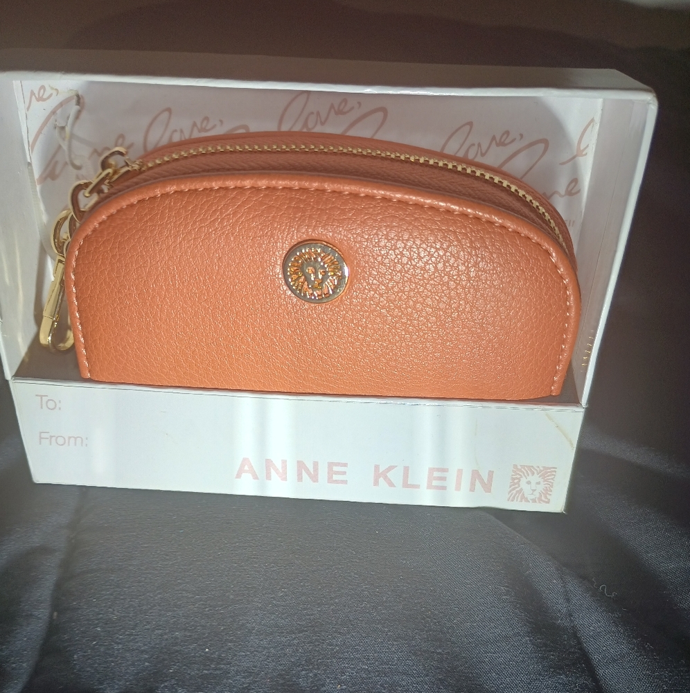 Anne Klein wallet